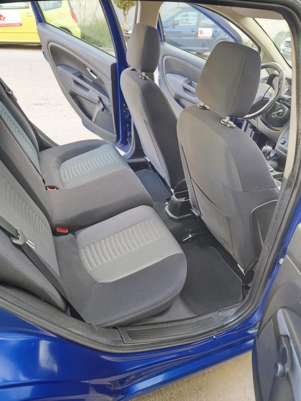 FIAT GRANDE PUNTO 1.4 GASOLINA( ETIQUETA C) - Imagen 8