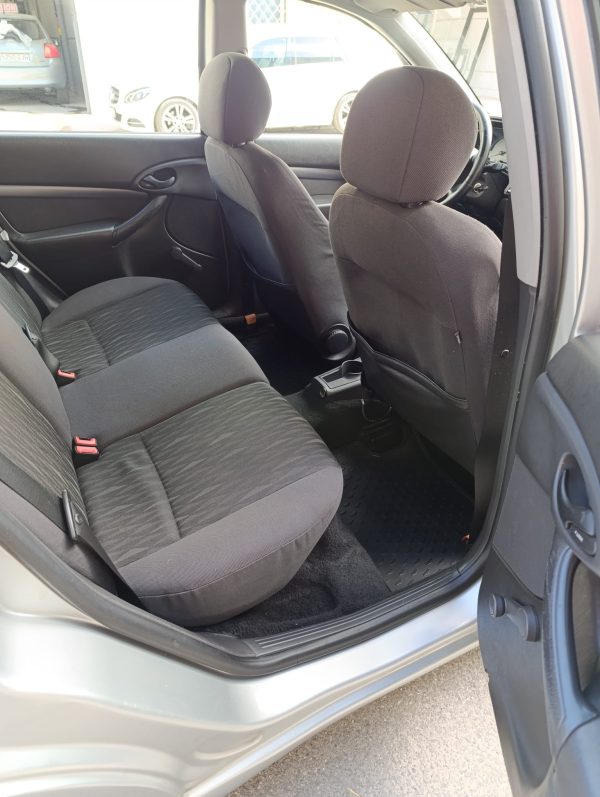 FORD FOCUS 1.8 TDCi TREND - Imagen 8