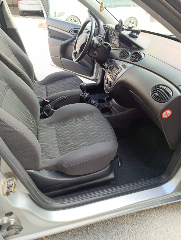 FORD FOCUS 1.8 TDCi TREND - Imagen 14