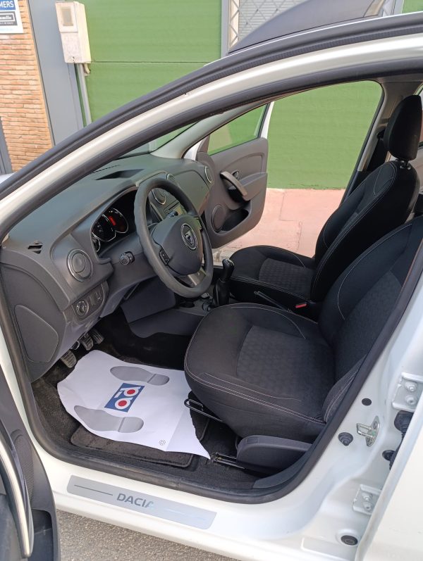 DACIA LOGAN MCV FAMILIAR 1.5 dCi LAUREATE - Imagen 11