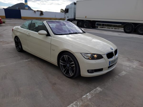 BMW SERIE 3 DESCAPOTABLE 320i GASOLINA - Imagen 17