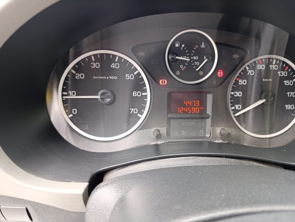 PEUGEOT PARTNER 1.6 HDi OUTDOOR - Imagen 9