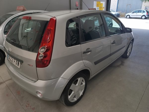 FORD FIESTA TDCI 1.6 90 CV - Imagen 4