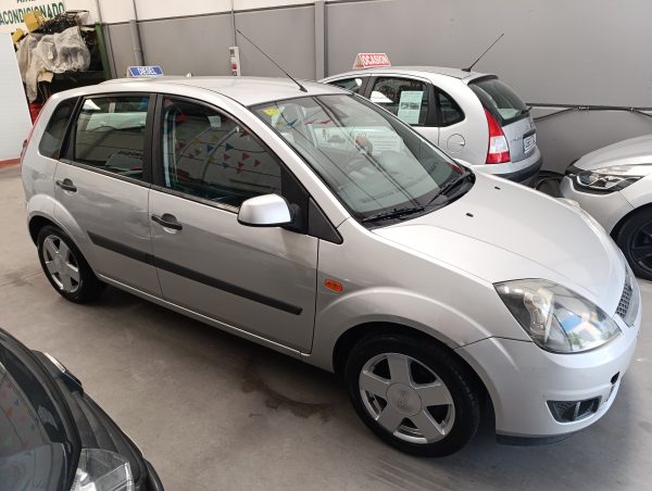 FORD FIESTA TDCI 1.6 90 CV - Imagen 5
