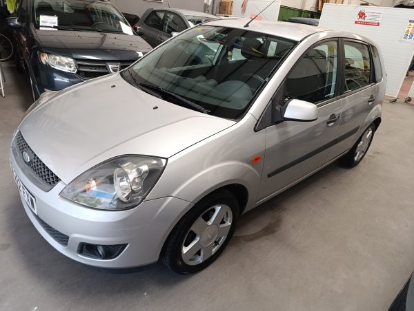 FORD FIESTA TDCI 1.6 90 CV - Imagen 7
