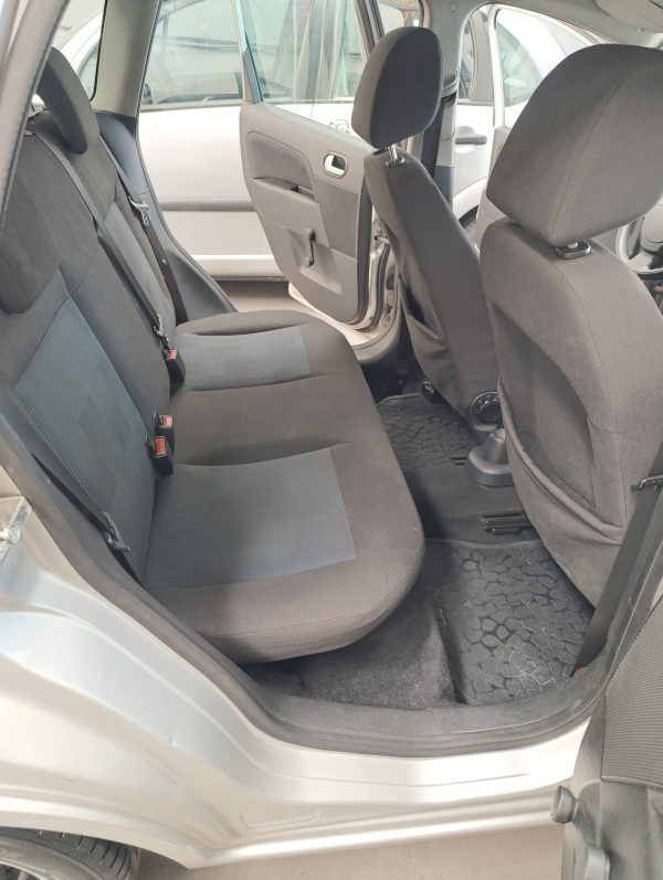 FORD FIESTA TDCI 1.6 90 CV - Imagen 10