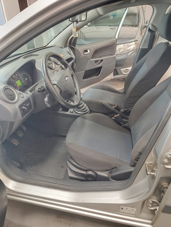 FORD FIESTA TDCI 1.6 90 CV - Imagen 12