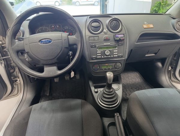 FORD FIESTA TDCI 1.6 90 CV - Imagen 13
