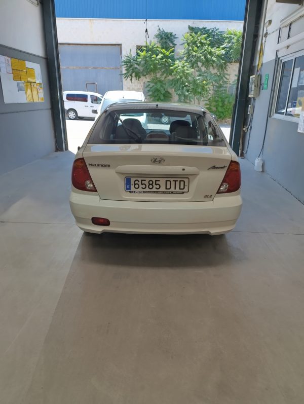 HYUNDAY ACENT CRDI 85 CV - Imagen 2