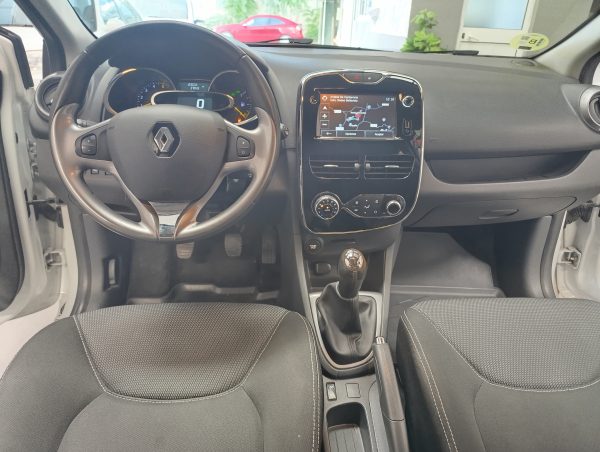 RENAULT CLIO DCI 90CV 2015 - Imagen 11
