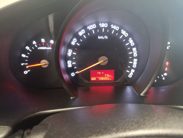 KIA SPORTAGE 1.7 CRDI 115 CV - Imagen 17