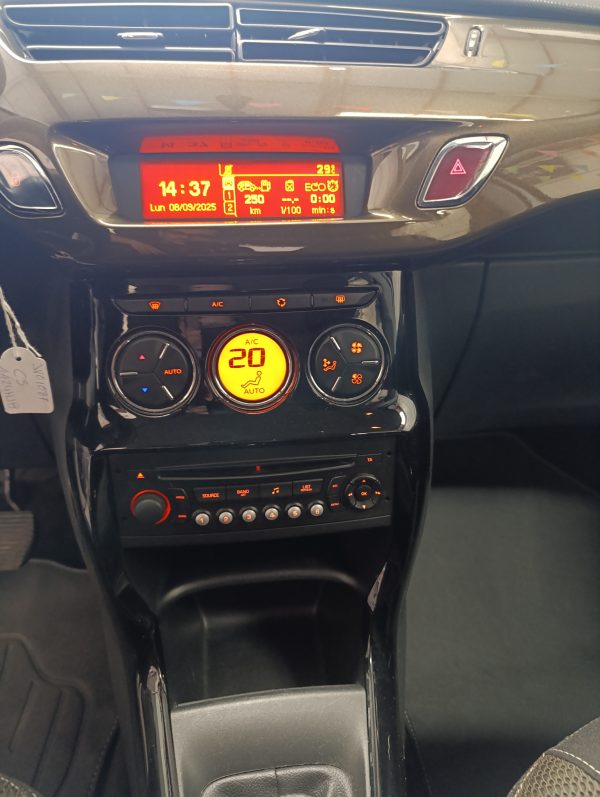 CITROEN C 3 HDI 1.6 90 CV - Imagen 11