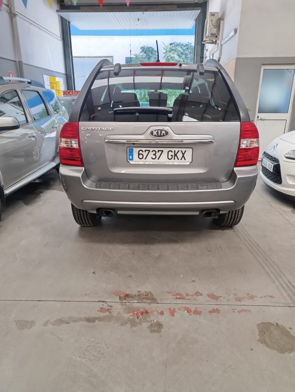 KIA SPORTAGE 2.0 CRDI 140 CV 4X4  (RESERVADO) - Imagen 2