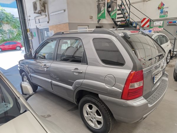 KIA SPORTAGE 2.0 CRDI 140 CV 4X4  (RESERVADO) - Imagen 8