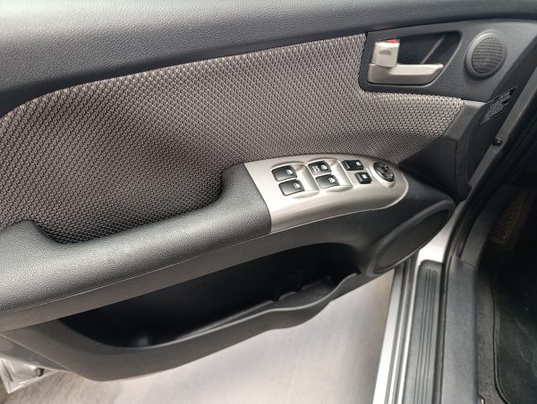 KIA SPORTAGE 2.0 CRDI 140 CV 4X4  (RESERVADO) - Imagen 14