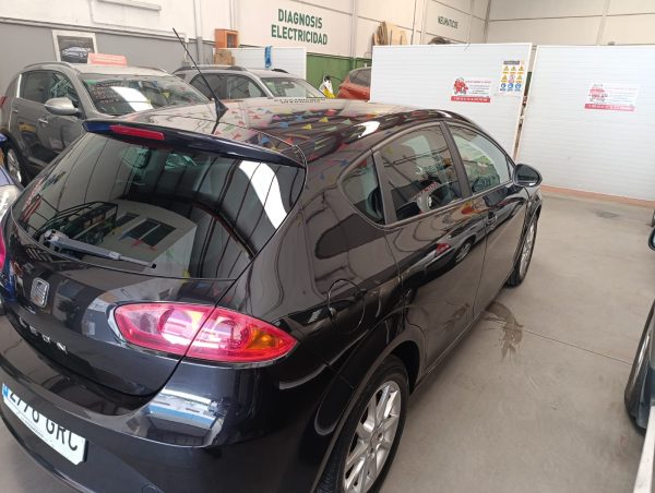 SEAT LEON 1.9 TDi STYLE ECOMOTIVE - Imagen 4