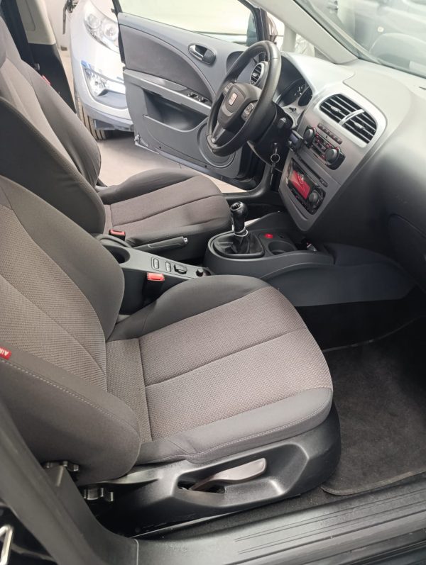 SEAT LEON 1.9 TDi STYLE ECOMOTIVE - Imagen 11